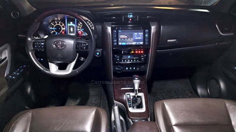 HILUX SW4 2.8 SRX 4X4 16V TURBO INTERCOOLER DIESEL 4P AUTOMÁTICO - 2017 - BENTO GONçALVES