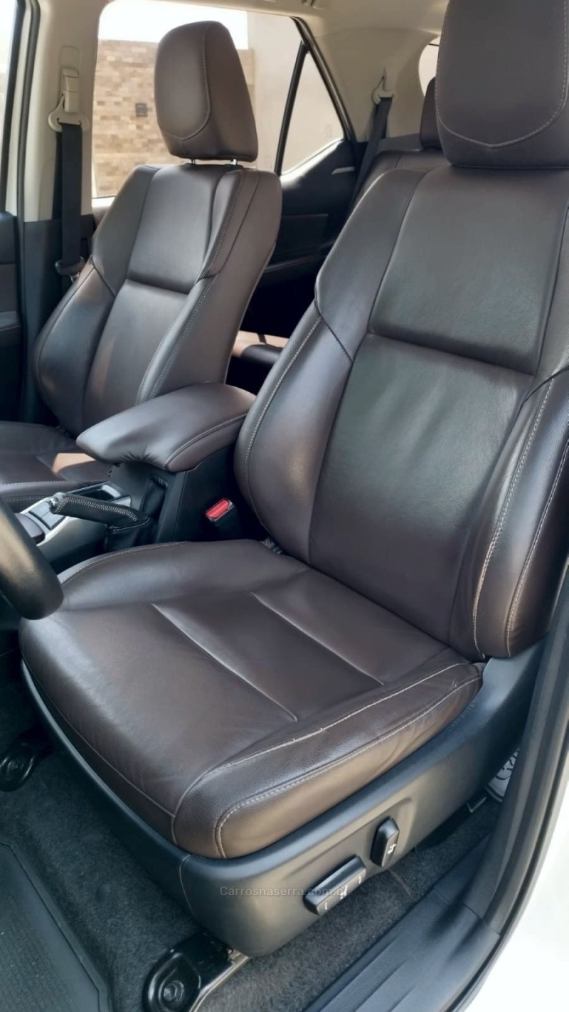 HILUX SW4 2.8 SRX 4X4 16V TURBO INTERCOOLER DIESEL 4P AUTOMÁTICO - 2017 - BENTO GONçALVES