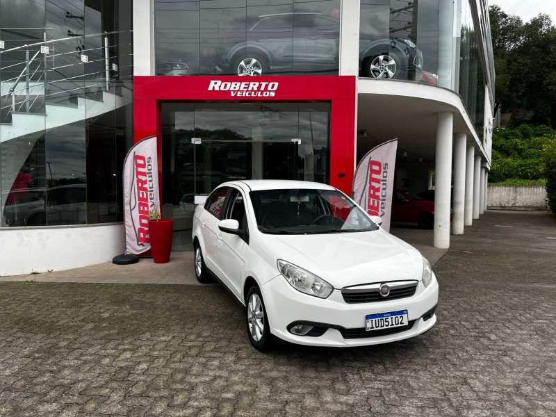 grand siena 1.4 mpi 8v tetrafuel 4p manual 2013 bento goncalves