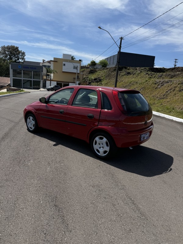 CORSA 1.0 MPFI JOY 8V GASOLINA 4P MANUAL - 2004 - FARROUPILHA