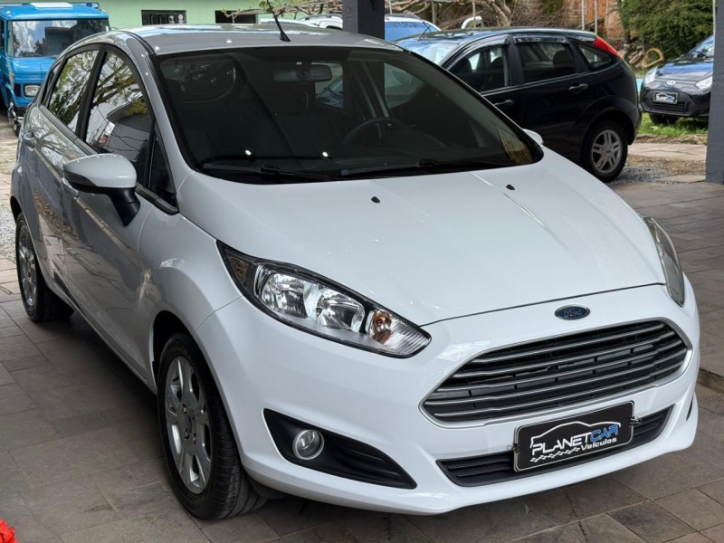 FIESTA 1.6 SE HATCH 16V FLEX 4P AUTOMÁTICO - 2016 - FARROUPILHA
