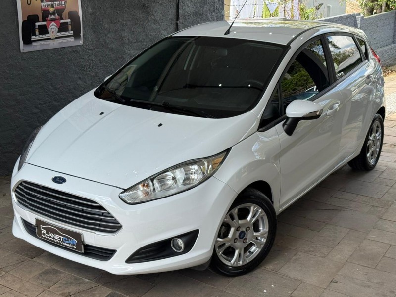fiesta 1.6 se hatch 16v flex 4p automatico 2016 farroupilha