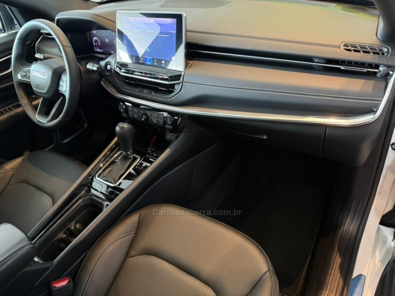 COMPASS 1.3 SPORT T270 16V TURBO FLEX 4P AUTOMÁTICO - 2025 - SãO LEOPOLDO