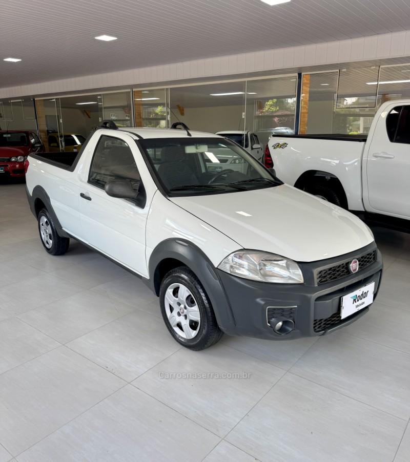 STRADA 1.4 MPI WORKING CS 8V CELEBRATION FLEX 2P MANUAL - 2015 - VILA FLORES