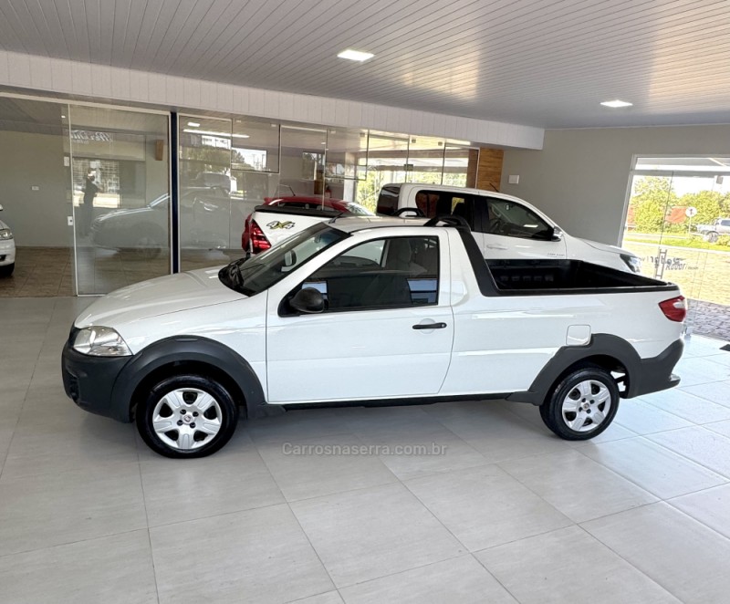 STRADA 1.4 MPI WORKING CS 8V CELEBRATION FLEX 2P MANUAL - 2015 - VILA FLORES