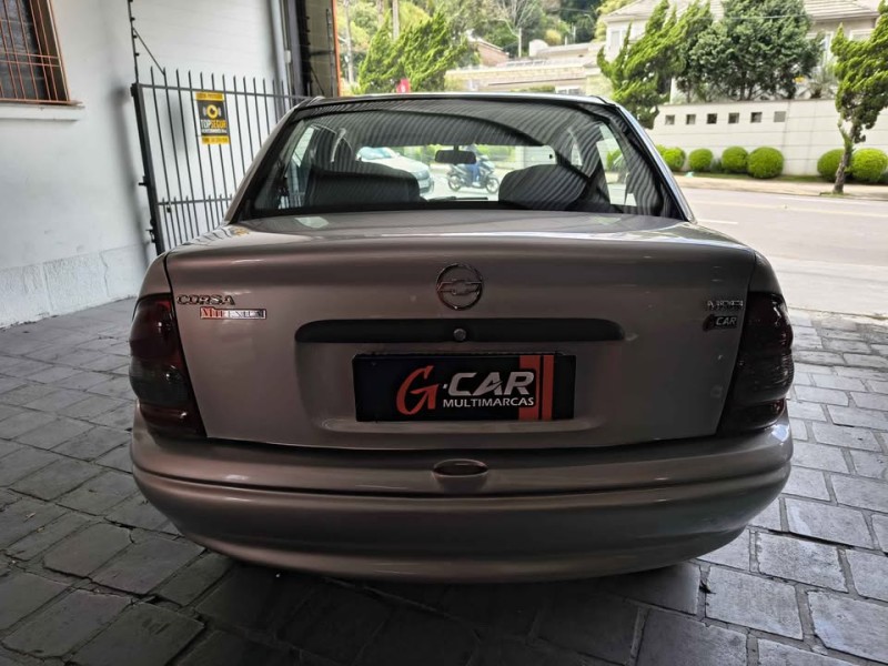 CORSA 1.0 MPFI MILENIUM II SEDAN 8V GASOLINA 4P MANUAL - 2004 - CAXIAS DO SUL