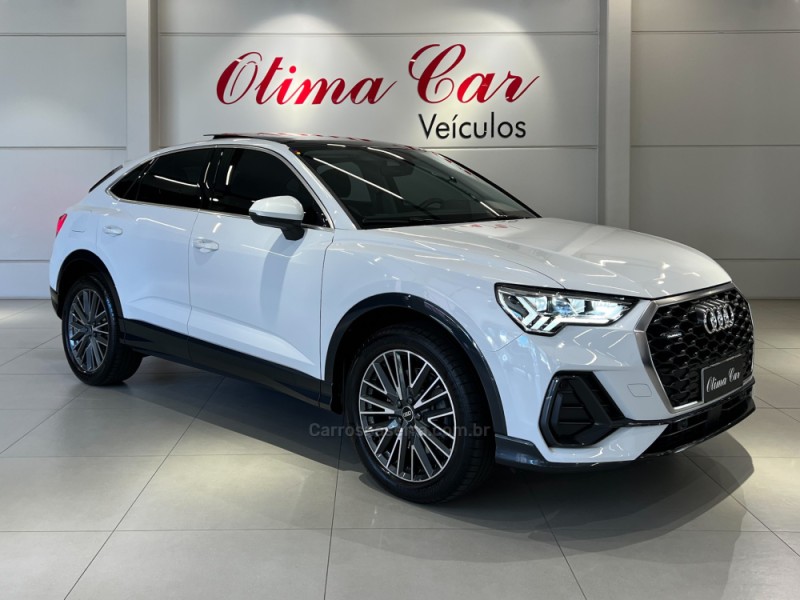 Q3 2.0 TFSI PERFORMANCE SPORTBACK TURBO GASOLINA 4P AUTOMÁTICO - 2024 - FLORES DA CUNHA