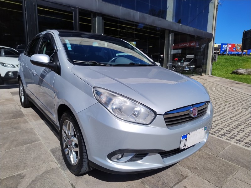 GRAND SIENA 1.6 MPI ESSENCE 16V FLEX 4P MANUAL - 2014 - CAXIAS DO SUL