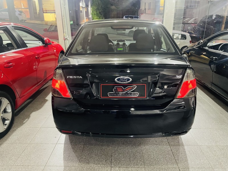 FIESTA 1.6 MPI SEDAN 8V FLEX 4P MANUAL - 2012 - CAXIAS DO SUL