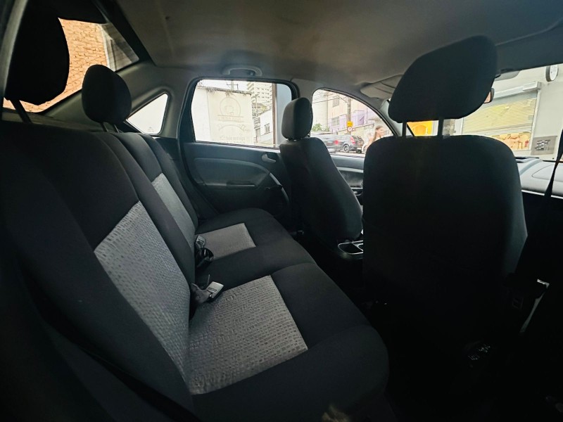 FIESTA 1.6 MPI SEDAN 8V FLEX 4P MANUAL - 2012 - CAXIAS DO SUL