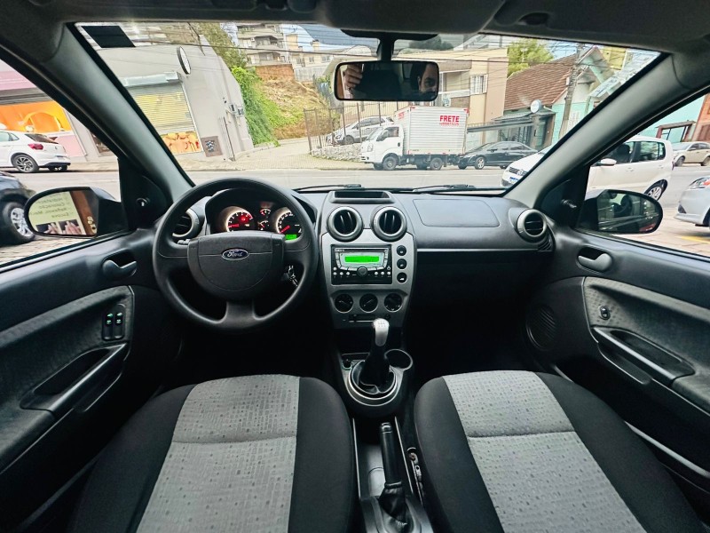 FIESTA 1.6 MPI SEDAN 8V FLEX 4P MANUAL - 2012 - CAXIAS DO SUL