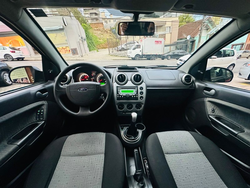 FIESTA 1.6 MPI SEDAN 8V FLEX 4P MANUAL - 2012 - CAXIAS DO SUL