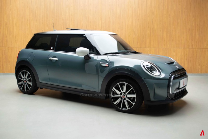 COOPER S E MULTITONE EDITION 184CV ELÉTRICO 2P AUTOMÁTICO - 2023 - GARIBALDI