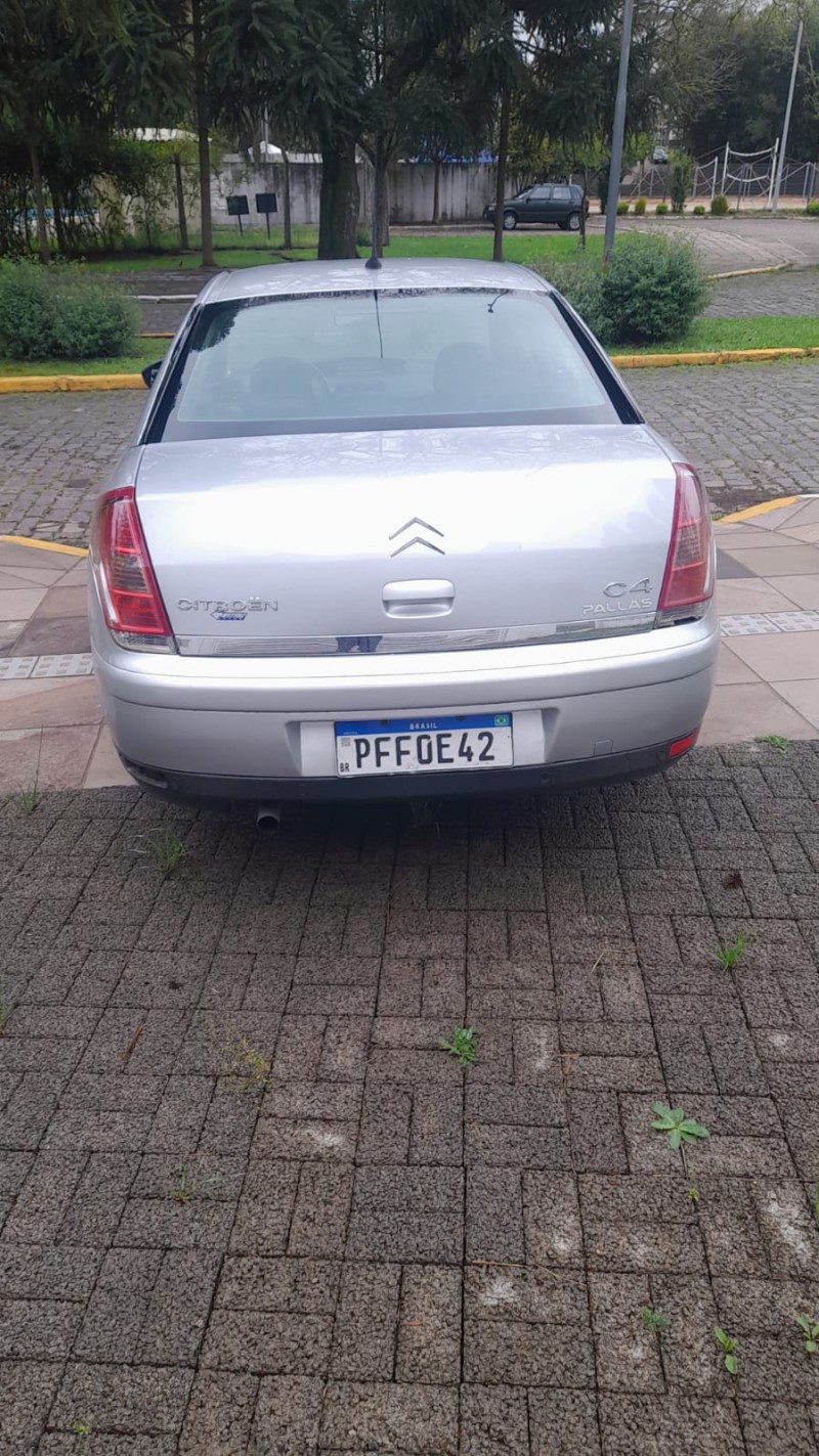 C4 2.0 GLX 16V FLEX 4P MANUAL - 2011 - FARROUPILHA