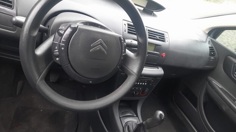 C4 2.0 GLX 16V FLEX 4P MANUAL - 2011 - FARROUPILHA