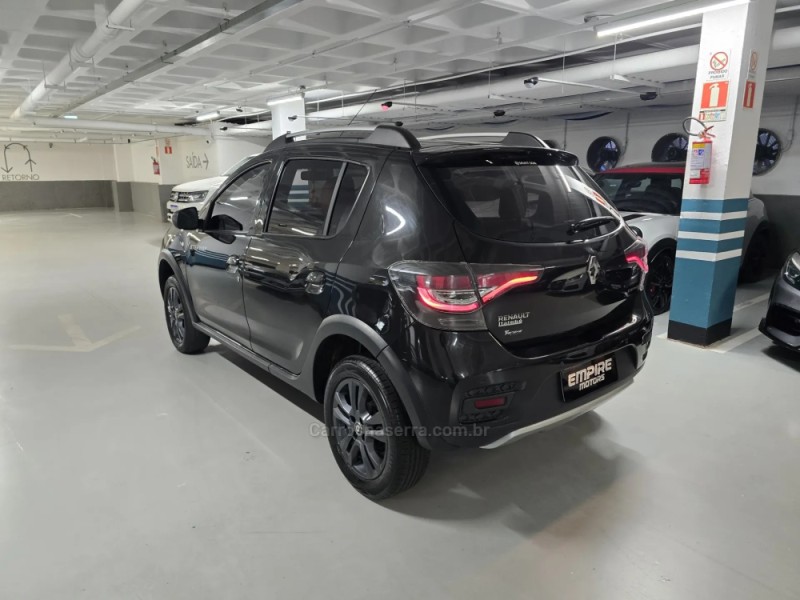 SANDERO 1.6 STEPWAY INTENSE X-TRONIC 16V FLEX 4P AUTOMÁTICO - 2020 - PORTO ALEGRE