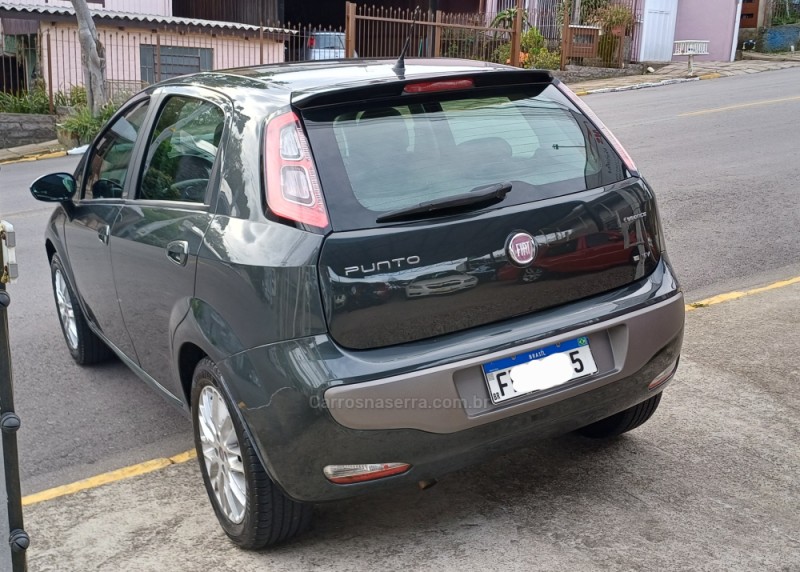 PUNTO 1.6 ESSENCE 16V FLEX 4P MANUAL - 2013 - FARROUPILHA