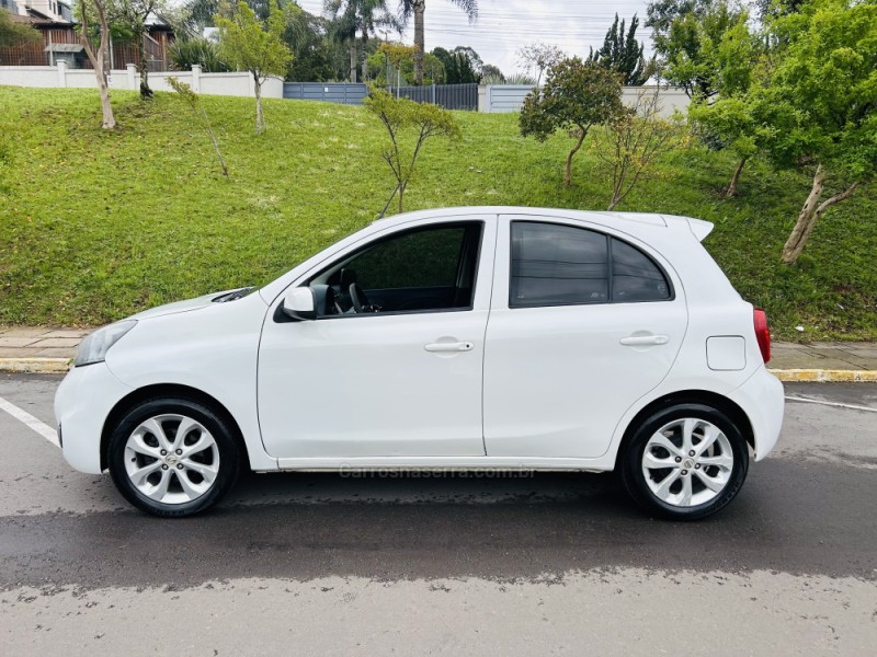 MARCH 1.6 SL 16V FLEX 4P MANUAL - 2015 - BENTO GONçALVES