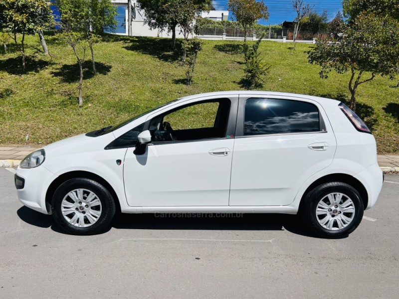 PUNTO 1.4 ATTRACTIVE ITALIA 8V FLEX 4P MANUAL - 2015 - BENTO GONçALVES