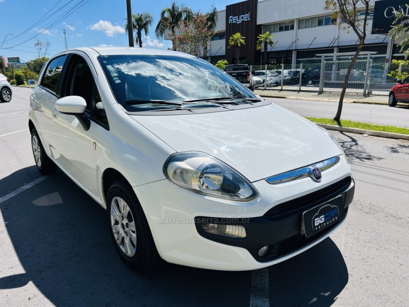 PUNTO 1.4 ATTRACTIVE ITALIA 8V FLEX 4P MANUAL - 2015 - BENTO GONçALVES