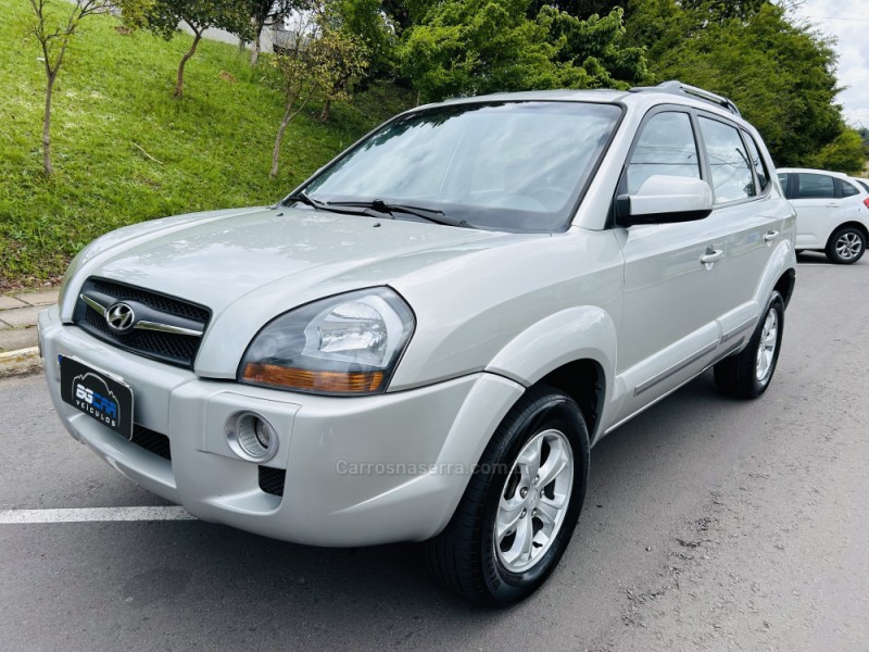 TUCSON 2.0 MPFI GLS 16V 143CV 2WD GASOLINA 4P AUTOMÁTICO - 2012 - BENTO GONçALVES