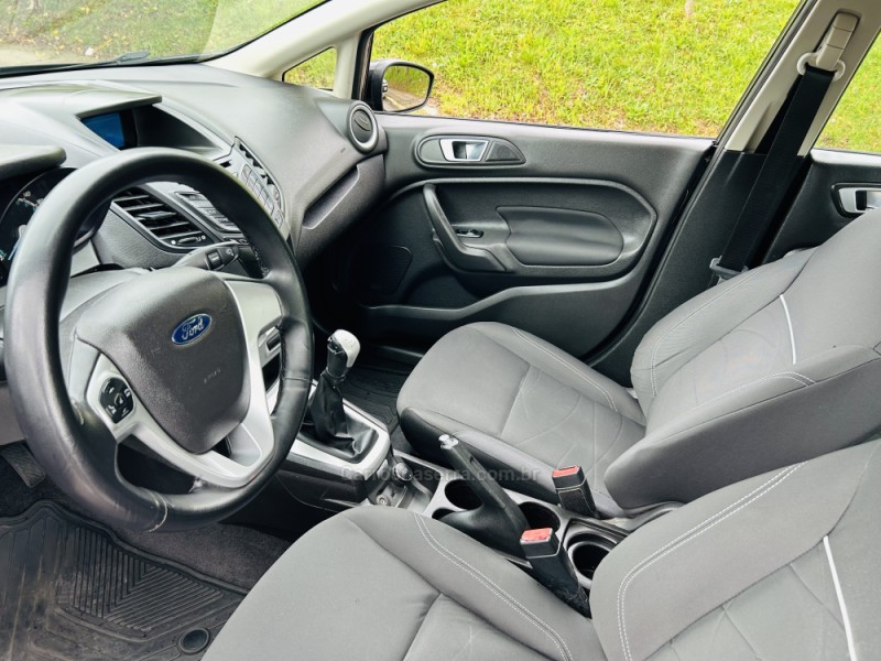 FIESTA 1.6 SE SEDAN 16V FLEX 4P MANUAL - 2014 - BENTO GONçALVES