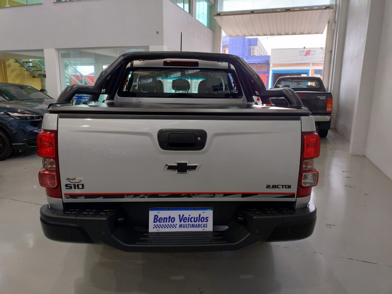 S10 2.8 Z71 4X4 CD 16V TURBO DIESEL 4P AUTOMÁTICA - 2023 - BENTO GONçALVES
