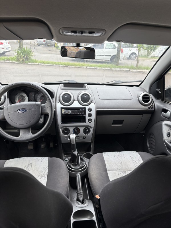 FIESTA 1.0 MPI CLASS 8V FLEX 4P MANUAL - 2009 - FARROUPILHA