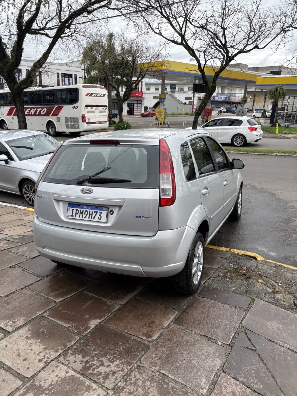 FIESTA 1.0 MPI CLASS 8V FLEX 4P MANUAL - 2009 - FARROUPILHA