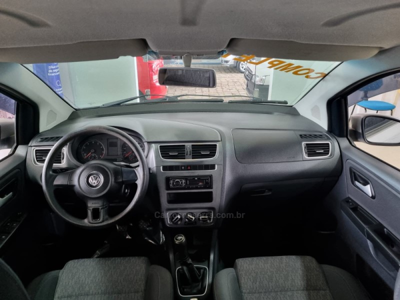 FOX 1.0 MI 8V FLEX 4P MANUAL - 2014 - VACARIA