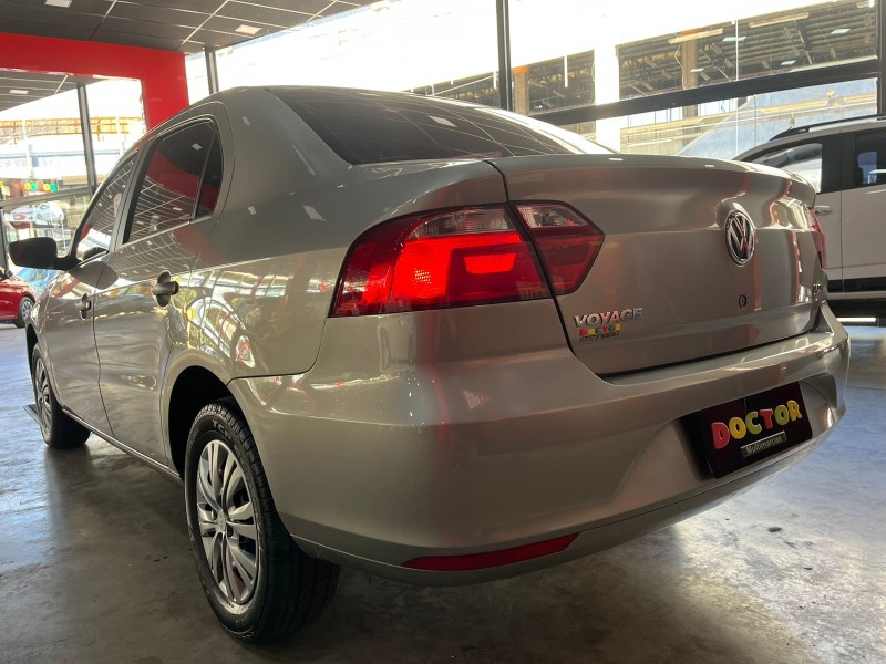 VOYAGE 1.6 MI TRENDLINE 8V FLEX 4P MANUAL - 2017 - SãO LEOPOLDO