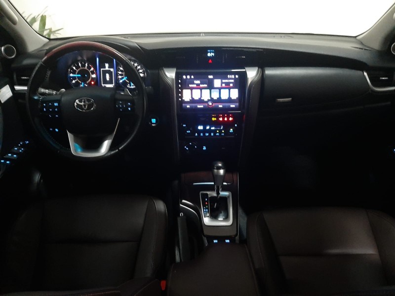 HILUX SW4 2.8 SRX 4X4 16V TURBO INTERCOOLER DIESEL 4P AUTOMÁTICO - 2018 - CAXIAS DO SUL