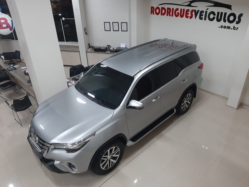 HILUX SW4 2.8 SRX 4X4 16V TURBO INTERCOOLER DIESEL 4P AUTOMÁTICO - 2018 - CAXIAS DO SUL