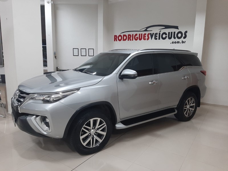 HILUX SW4 2.8 SRX 4X4 16V TURBO INTERCOOLER DIESEL 4P AUTOMÁTICO - 2018 - CAXIAS DO SUL