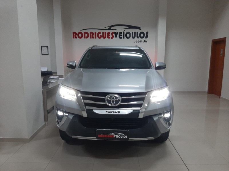 HILUX SW4 2.8 SRX 4X4 16V TURBO INTERCOOLER DIESEL 4P AUTOMÁTICO - 2018 - CAXIAS DO SUL