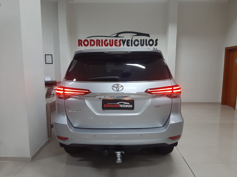 HILUX SW4 2.8 SRX 4X4 16V TURBO INTERCOOLER DIESEL 4P AUTOMÁTICO - 2018 - CAXIAS DO SUL