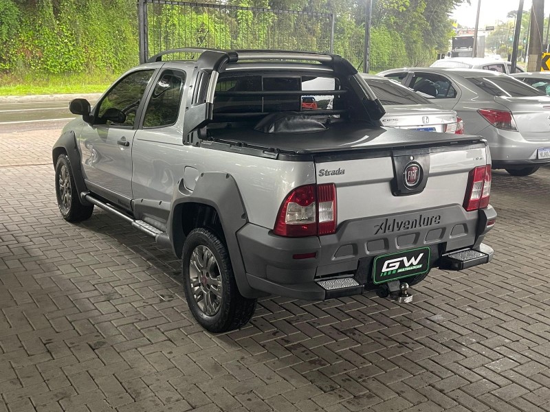 STRADA 1.8 MPI ADVENTURE LOCKER CD 8V FLEX 2P MANUAL - 2010 - CAXIAS DO SUL