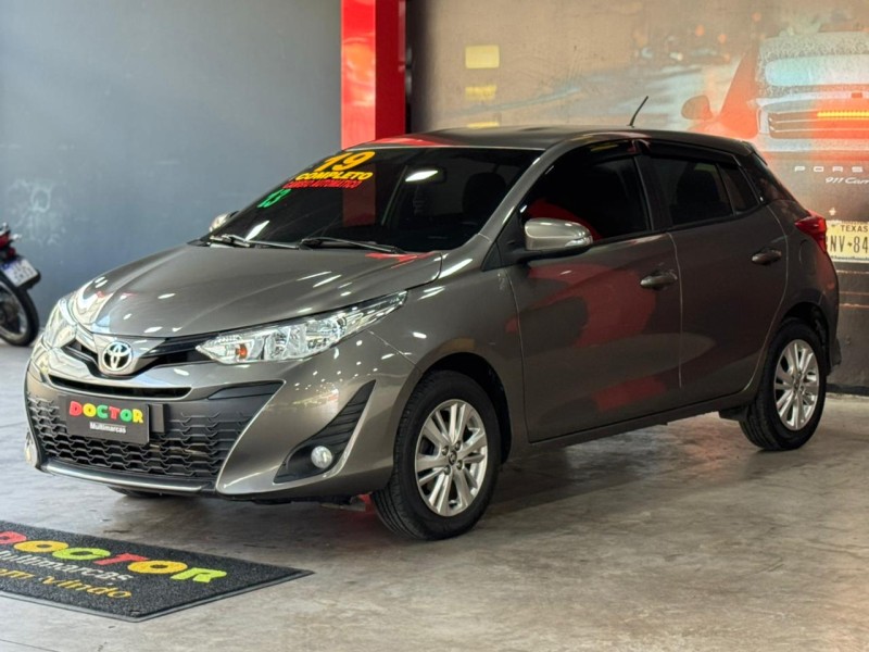 YARIS 1.3 XL LIVE 16V FLEX 4P AUTOMÁTICO