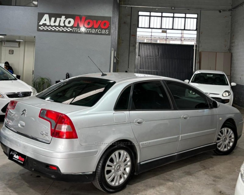 C5 2.0 MPFI EXCLUSIVE 16V GASOLINA 4P AUTOMÁTICO - 2006 - VACARIA