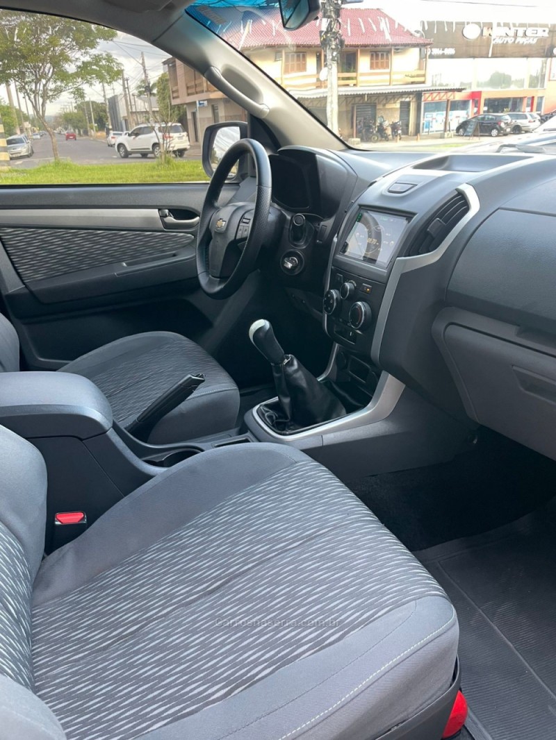 S10 2.8 LT 4X2 CD 16V TURBO DIESEL 4P MANUAL - 2015 - NOVO HAMBURGO