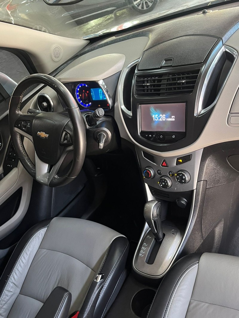 TRACKER 1.8 MPFI LTZ 4X2 16V FLEX 4P AUTOMÁTICO - 2015 - SãO LEOPOLDO