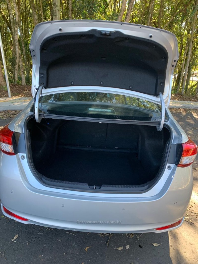 YARIS 1.5 16V FLEX XS MULTIDRIVE - 2023 - NOVA PETRóPOLIS