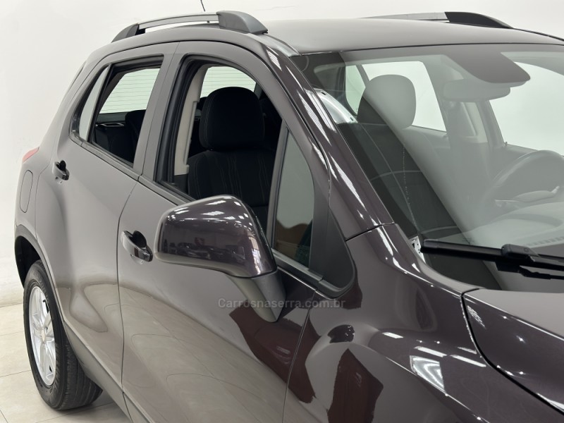 TRACKER 1.8 MPFI LT 4X2 16V FLEX 4P AUTOMÁTICO - 2016 - SANTA CRUZ DO SUL
