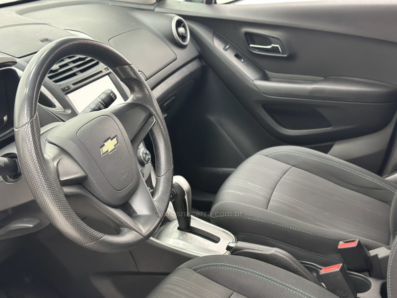 TRACKER 1.8 MPFI LT 4X2 16V FLEX 4P AUTOMÁTICO - 2016 - SANTA CRUZ DO SUL