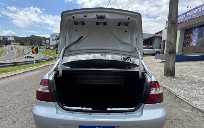 PRISMA 1.4 MPFI JOY 8V FLEX 4P MANUAL - 2009 - DOIS IRMãOS