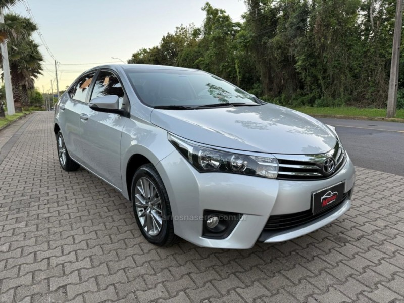 COROLLA 2.0 XEI 16V FLEX 4P AUTOMÁTICO - 2017 - IVOTI