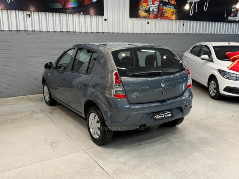 SANDERO 1.0 EXPRESSION 16V FLEX 4P MANUAL - 2014 - CAXIAS DO SUL