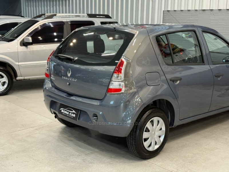 SANDERO 1.0 EXPRESSION 16V FLEX 4P MANUAL - 2014 - CAXIAS DO SUL