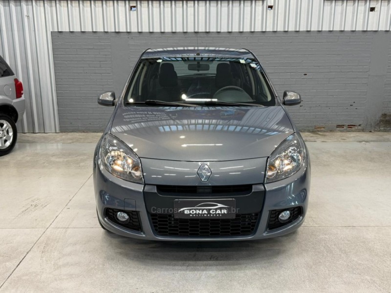 SANDERO 1.0 EXPRESSION 16V FLEX 4P MANUAL - 2014 - CAXIAS DO SUL