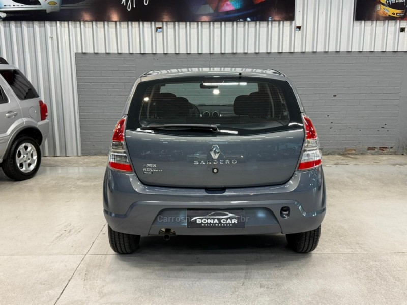 SANDERO 1.0 EXPRESSION 16V FLEX 4P MANUAL - 2014 - CAXIAS DO SUL